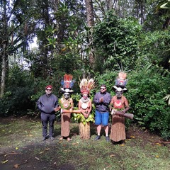 PNG LOCAL TOURS