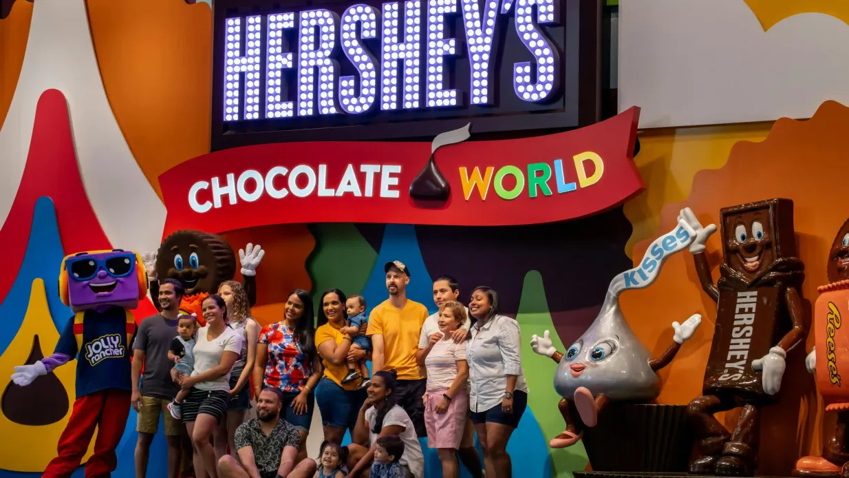 Hershey's Chocolate World: Create Your Own Candy Bar Provided by HERSHEY'S CHOCOLATE WORLD