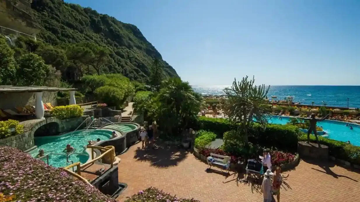 Ischia: Ingresso ai Giardini Termali Poseidon + Aliscafo + Trasferimento Fornito da ARCADIA EMME VIAGGI SRL