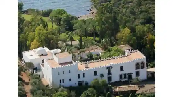 Museo Sa Bassa Blanca: Visita guiada a la Casa Hassan Fathy Operado por Fundación Yannick Y Ben Jakober