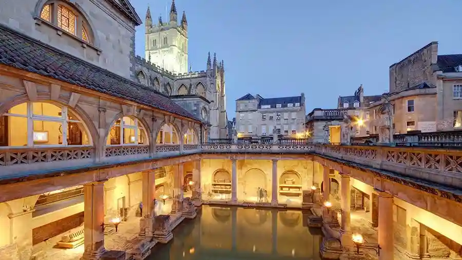 Stonehenge, Bath e il Castello di Windsor: Gita di un giorno da Londra con ingresso a Bath