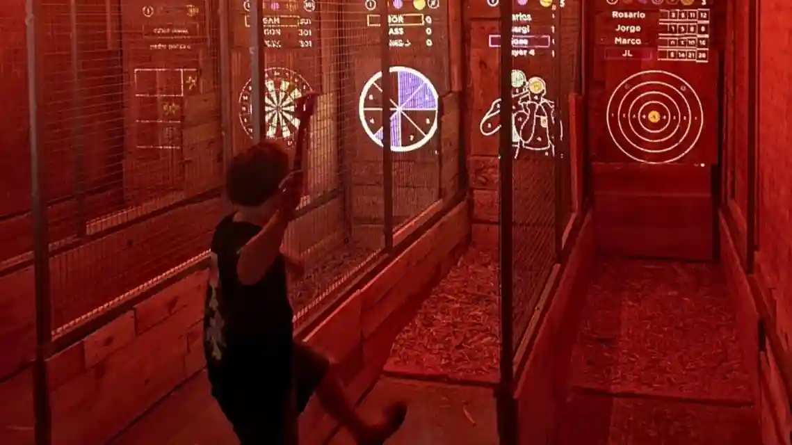 El Hachazo: Classic 1-Hr Axe Throwing Session Provided by EL HACHAZO S.L