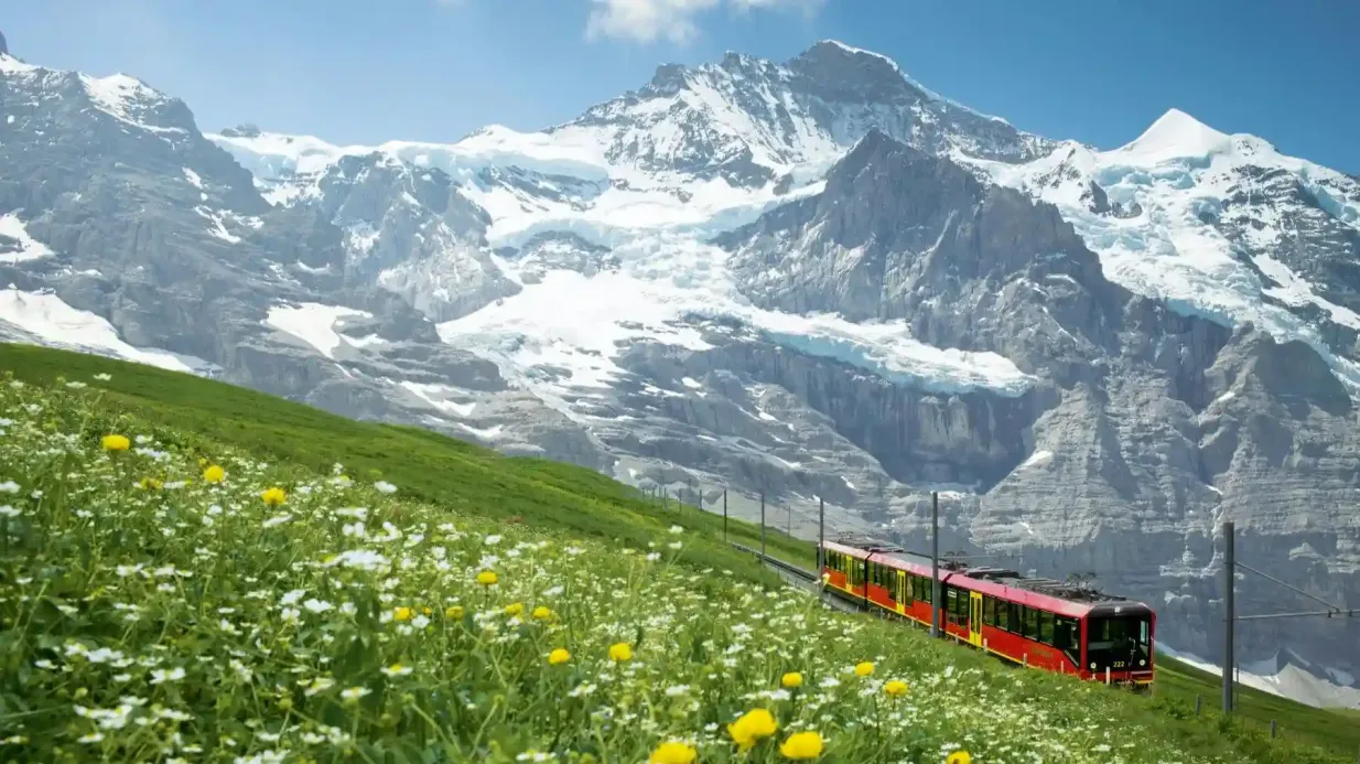 Jungfraujoch: Hin- und Rückfahrt mit dem Zug ab Grindelwald Bereitgestellt von Jungfraubahnen Management AG Jungfrau Railways
