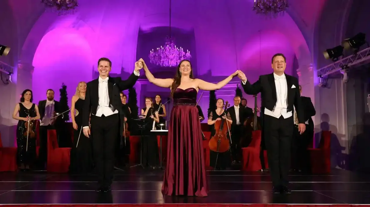 Palacio de Schönbrunn: Entrada fuera de horario, cena de 3 platos y concierto en el invernadero