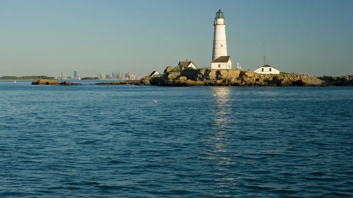 Boston Harbor: 1-Hour Historic Sightseeing Cruise Provided by Boston Harbor City Cruises