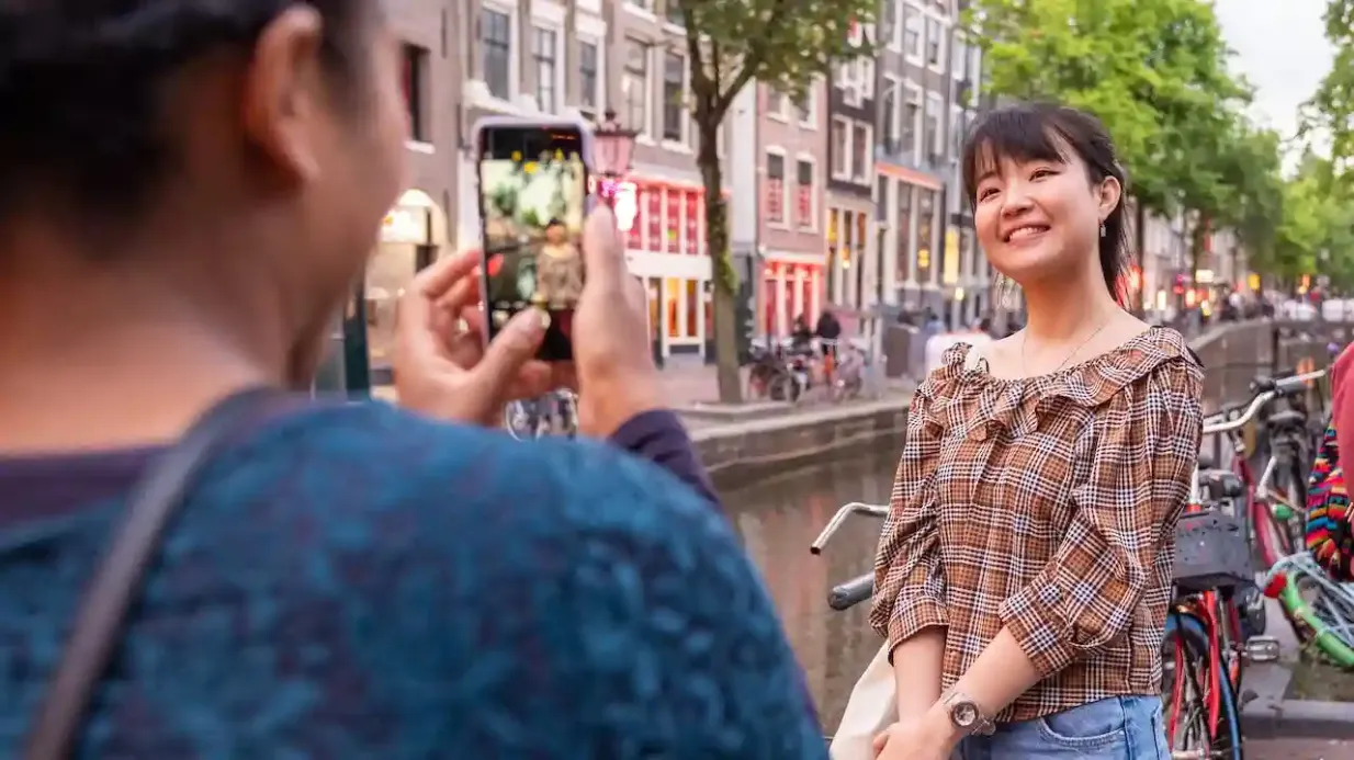 Amsterdam: Guided Red Light District Tour Provided by Amsterdamliebe B.V.