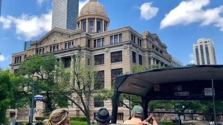 Houston : Visite guidée de la ville en bus à impériale à toit ouvert Fournie par Houston City Tours LLC