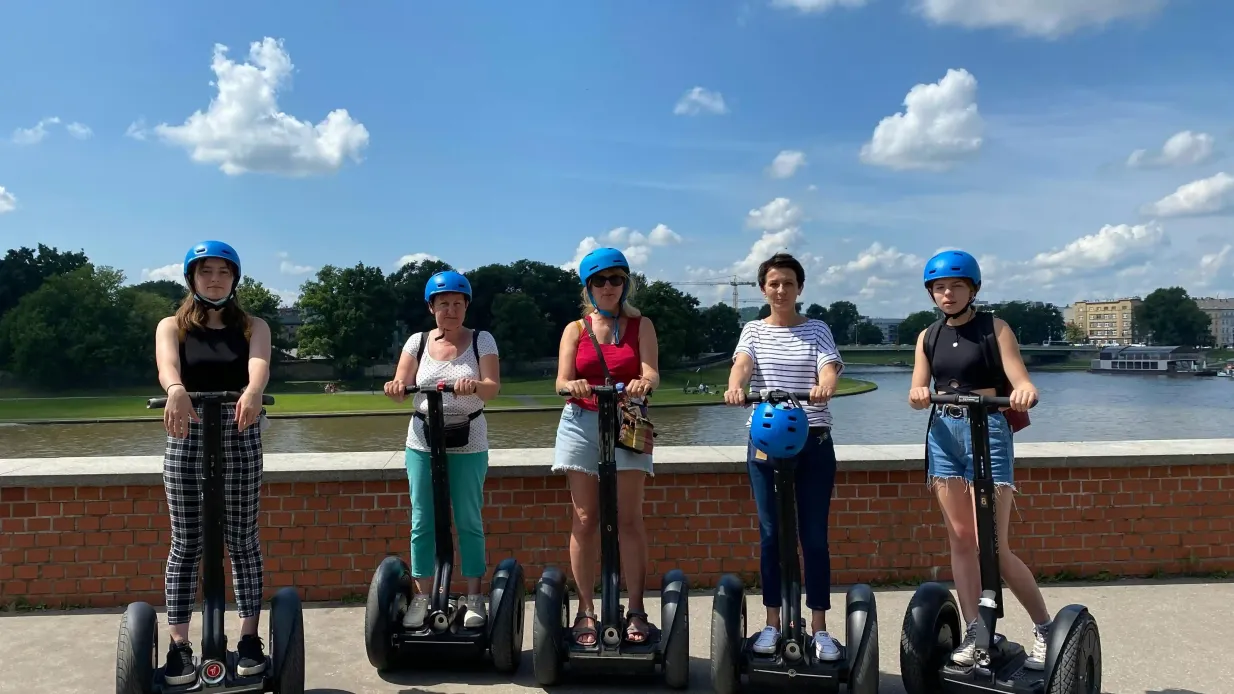 Kazimierz (Jewish Quarter) Kraków: 2-Hour Guided Segway Tour Provided by V&G COMPANY Sp.z.o.o