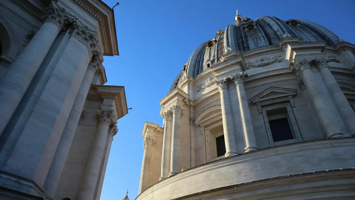 Basílica de San Pedro: Visita guiada + Acceso a la Cúpula y a las Grutas Vaticanas Operado por C-Side S.r.l.