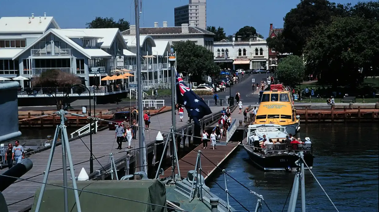Williamstown : Aller simple ou aller-retour en ferry depuis Melbourne Fournie par Melbourne River Cruises