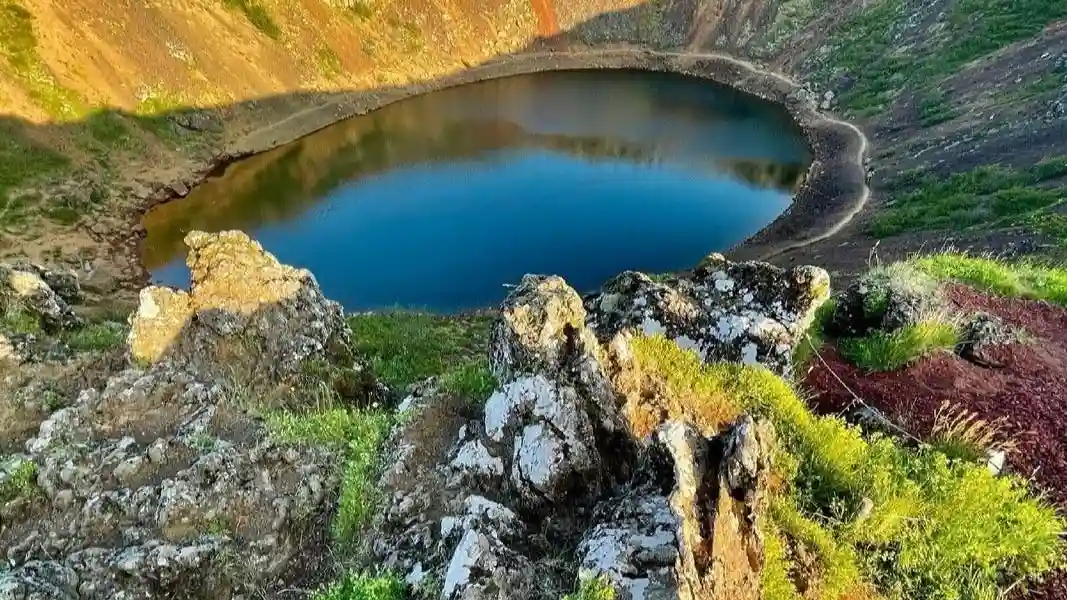 Golden Circle & Kerið Crater: Grand Tour from Reykjavik Provided by Bus Travel Iceland
