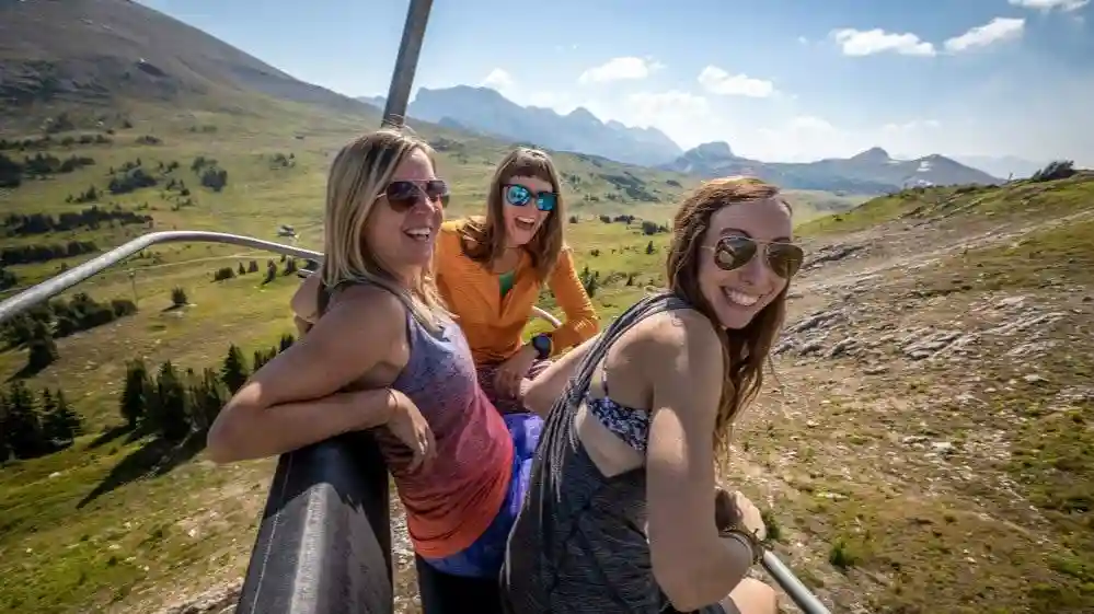 Banff Sonnenschein Dorf: Eintrittskarte + Zugang zu Gondel und Sessellift Bereitgestellt von Banff Sunshine Village Ski Resort