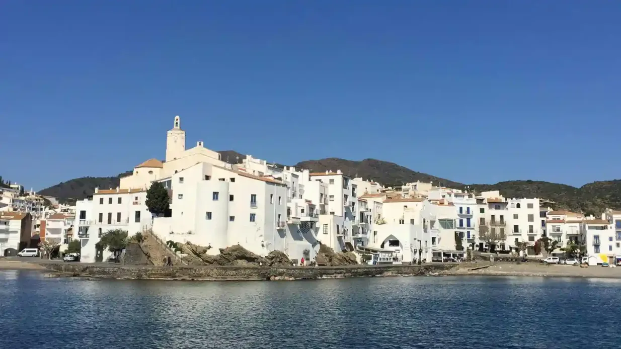 Costa Brava: Catamaran Tour to Cadaqués from Roses or Santa Margarita Provided by Nautilus Submarino, SL