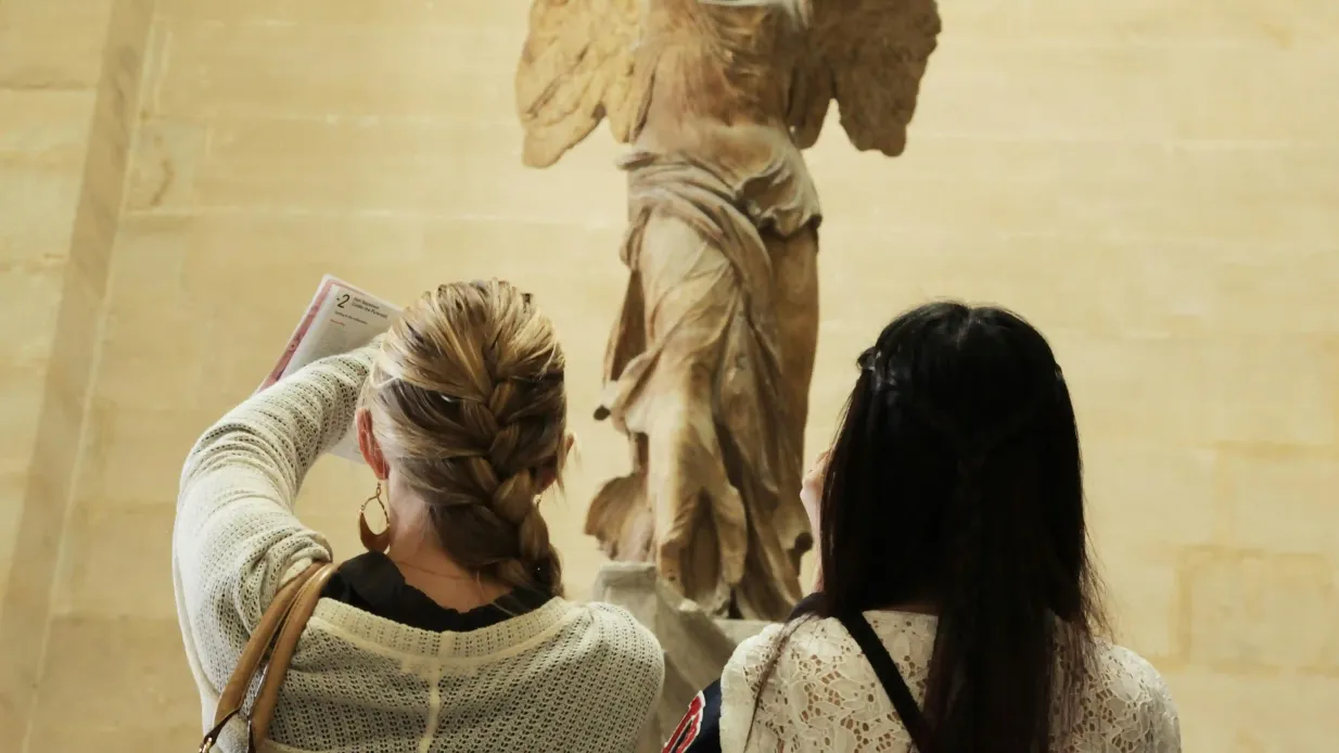 Museu do Louvre: entrada exclusiva + tour guiado de 3h