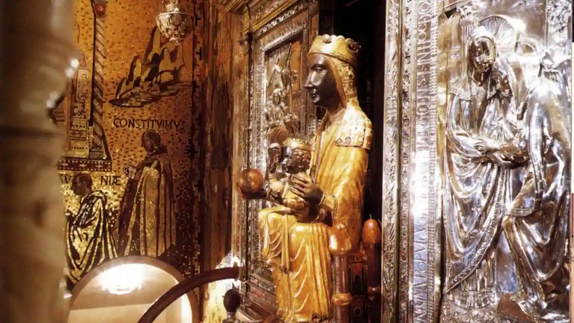 Montserrat: Guided Tour from Barcelona