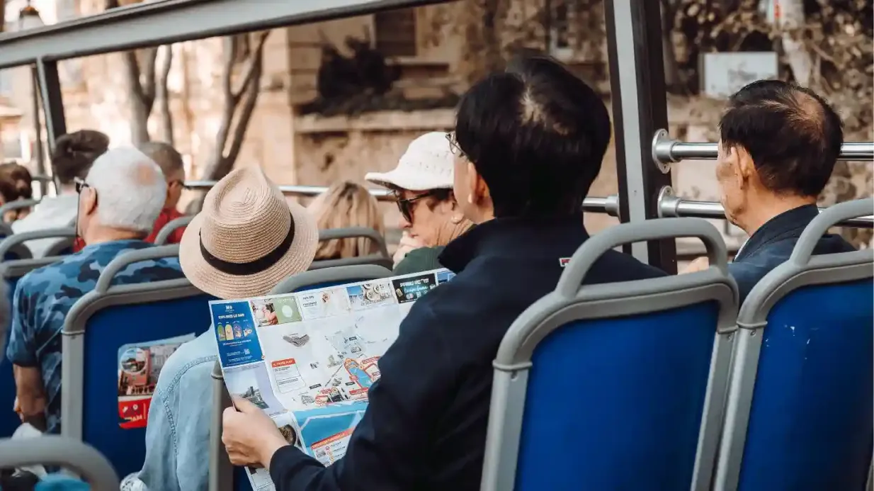 Colorbüs MarseilleCircuit touristique en bus Hop-on Hop-off de 24 ou 48 heures