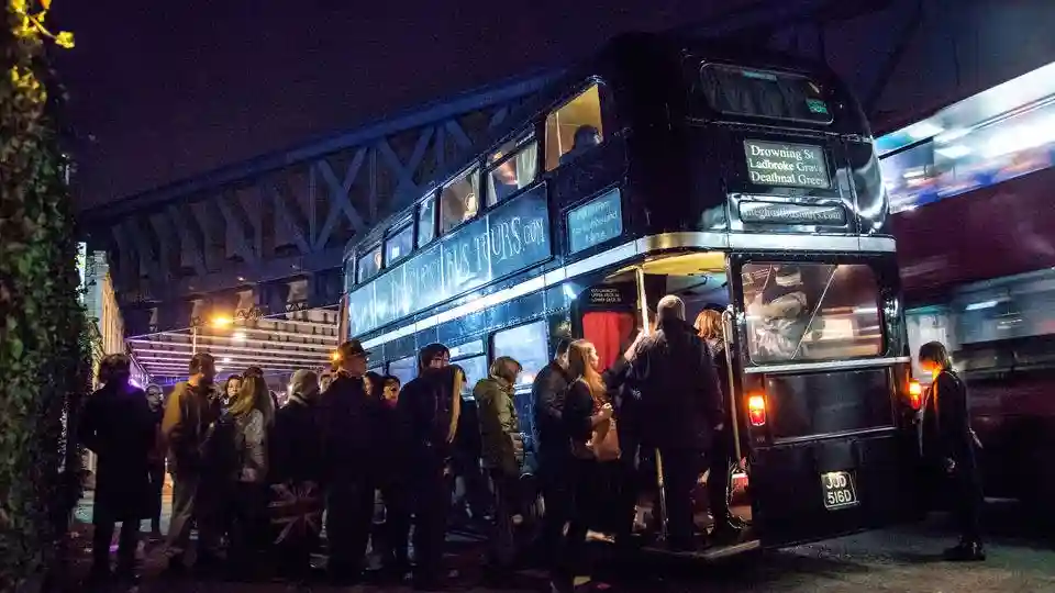 London: Geister-Bustour Bereitgestellt von The Ghost Bus Tours