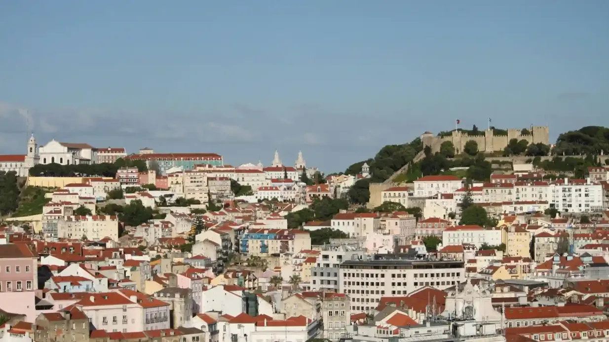 Lissabon: Geführte Walking Tour + Straßenbahnfahrt Bereitgestellt von Lisboa Autêntica, lda