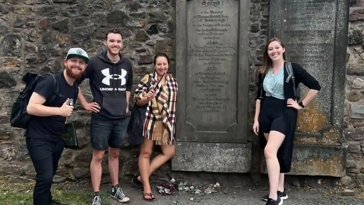 Edimburgo: Biglietto d'ingresso al Castello + Tour a piedi di Harry Potter Fornito da TOP SIGHTS TOURS LLC