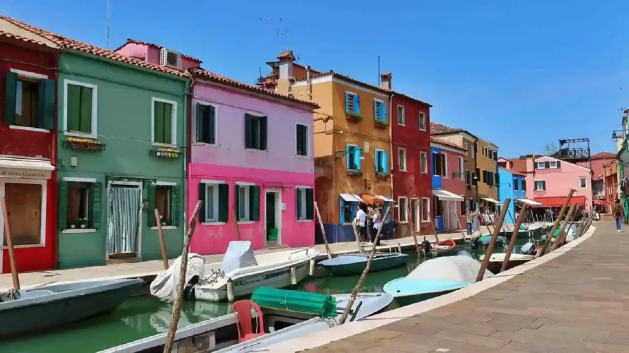 Murano, Burano et Torcello : excursion en bateau depuis la place Saint-Marc + fabrique de verre Fournie par IL DOGE DI VENEZIA S.r.l.