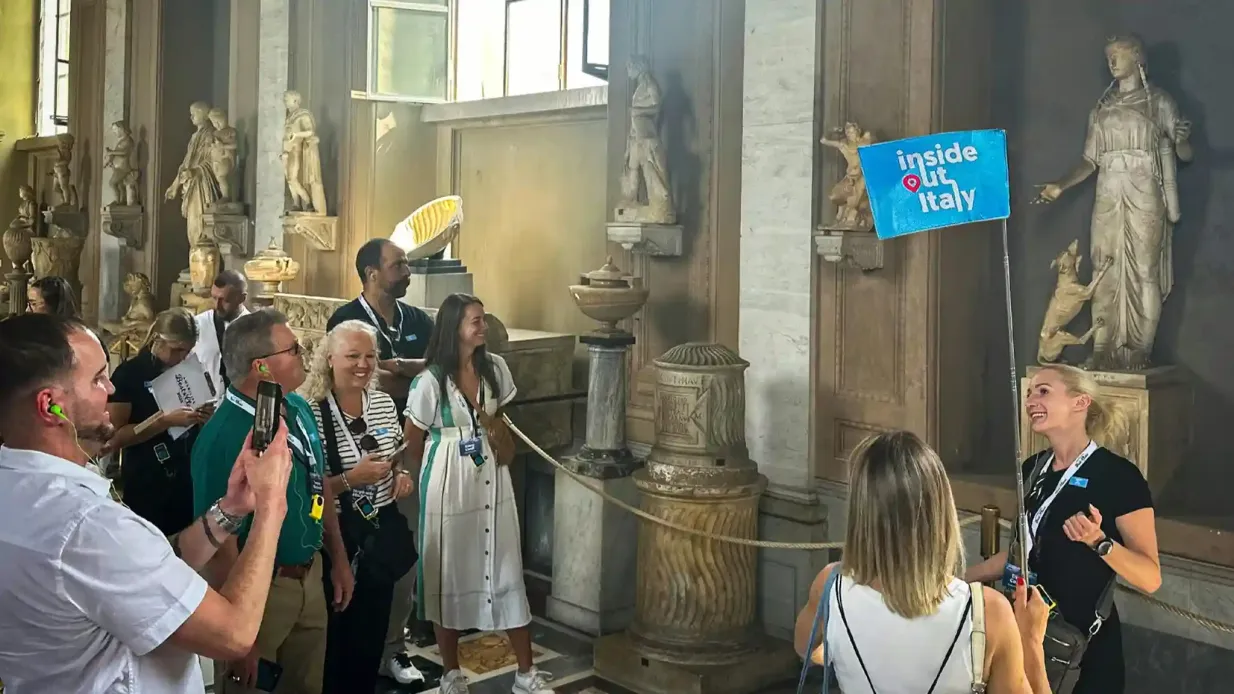 Museos Vaticanos y Capilla Sixtina: Tour guiado Operado por Inside Out Italy srl