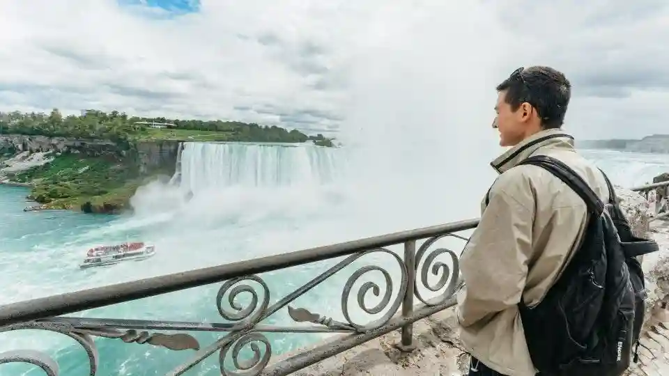 Niagara Falls Day Tour from Toronto + Hornblower Cruise & Niagara-on-the-Lake Provided by Niagara & Toronto Tours