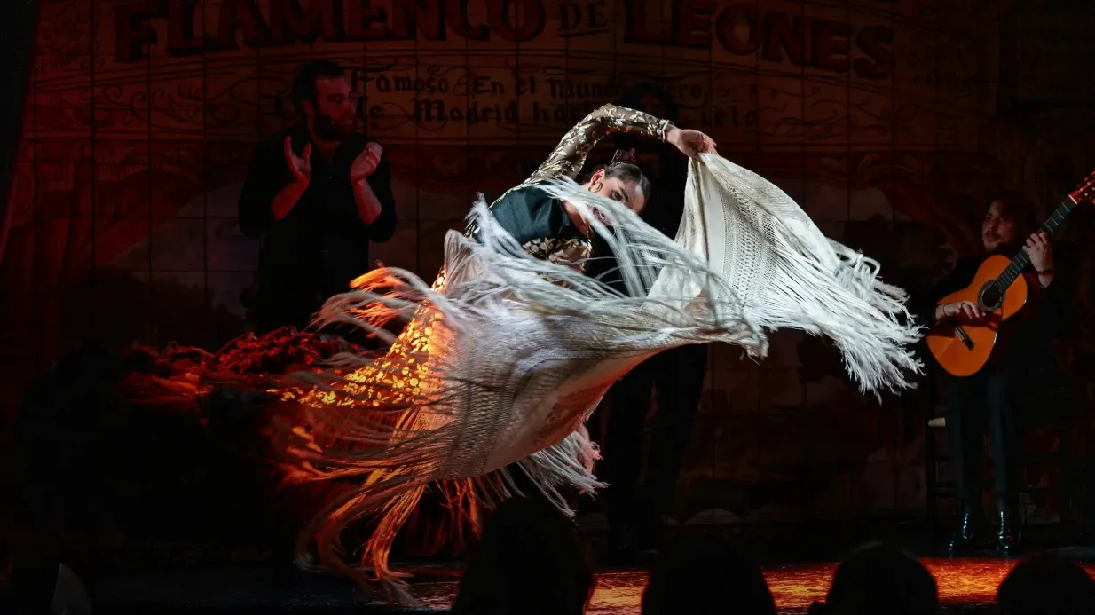 Madrid : Spectacle de flamenco à l'adresse Flamenco de Leones + dîner Fournie par Tablao de Leones S.L.