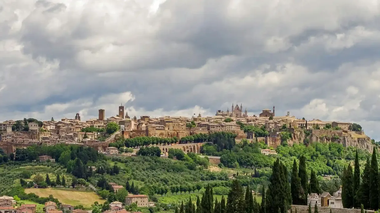 Pase de la ciudad de Orvieto Operado por Omnia For Italy