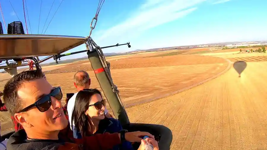 Toledo: Balloon Flight over Toledo + Transport from Madrid Provided by EOLO MARKETING SL