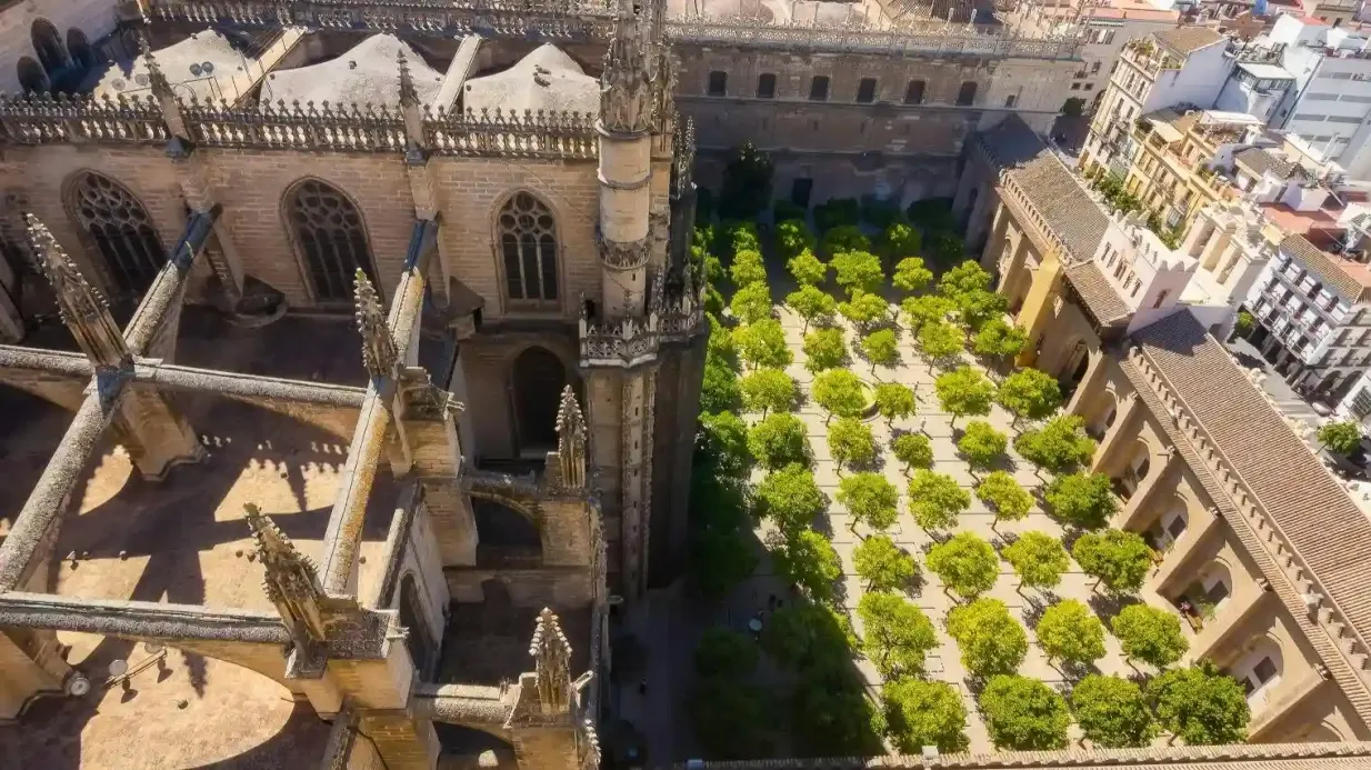 Alcázar von Sevilla & Kathedrale von Sevilla: Führung in kleiner Gruppe