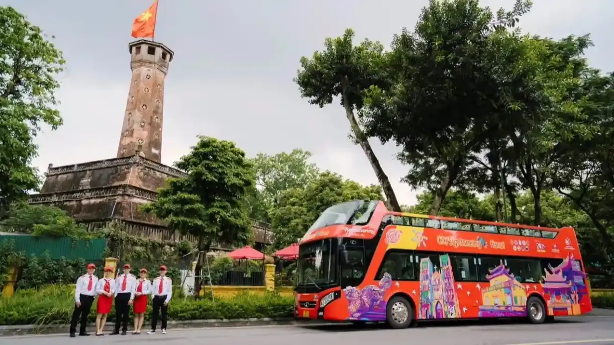 City Sightseeing Hanoi: 24 oder 48-Stunden Hop-on Hop-off Bus Tour