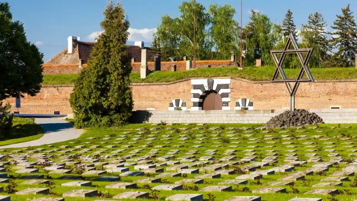 Terezin Concentration Camp: Guided Tour + Transport Provided by Premiant City Tour s.r.o.