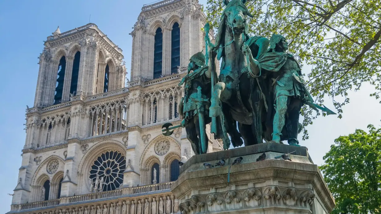 Île de la Cité: Guided Walking Tour Provided by Experience First EUR