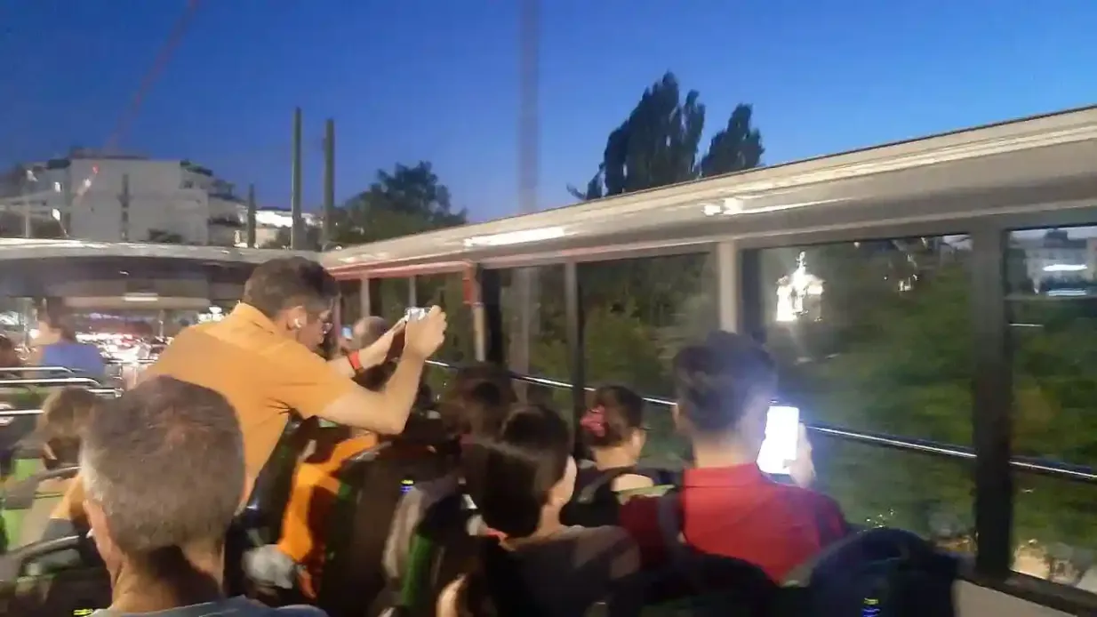 Athens: Guided Night Bus Tour Provided by OPEN TOP BUS HELLAS MEΠΕ