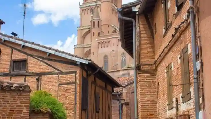 Albi, Cordes-sur-Ciel et Gaillac : Visite guidée depuis Toulouse + dégustation de vins