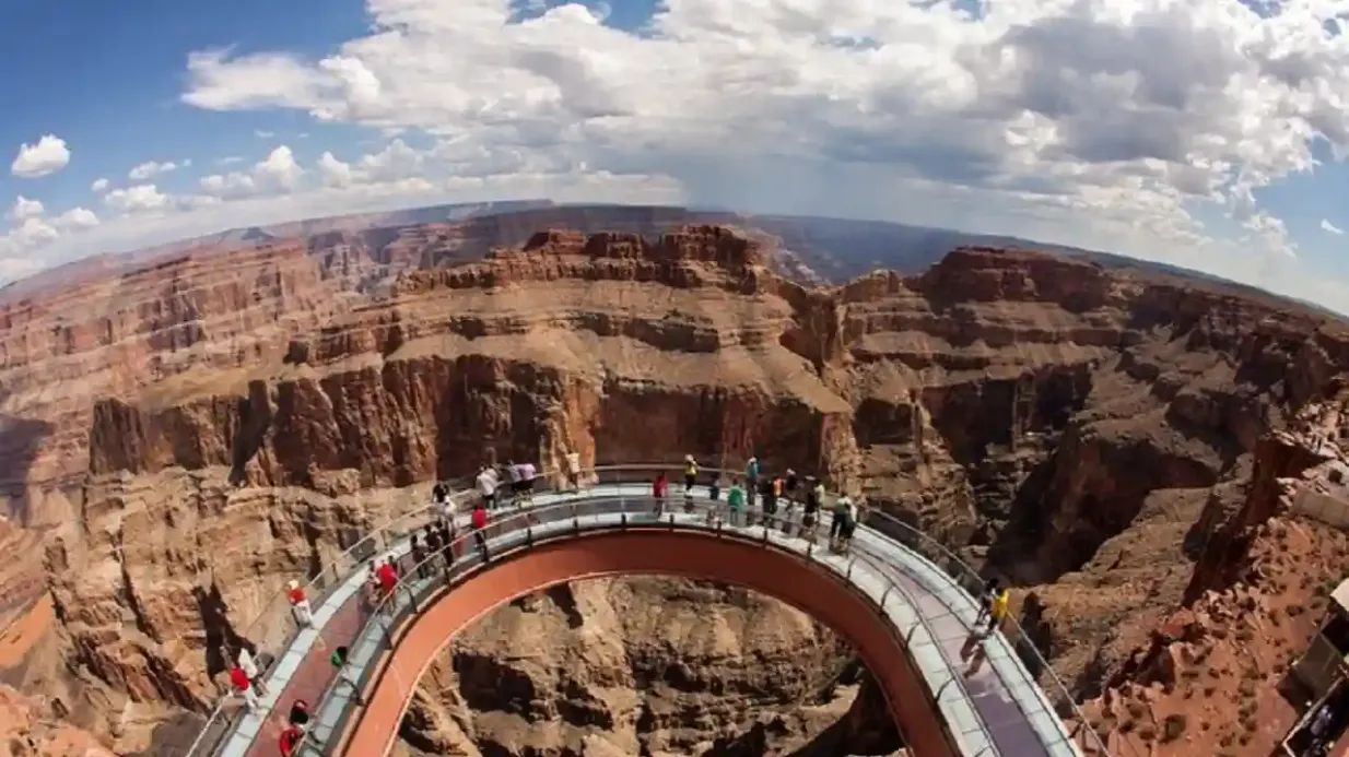 Grand Canyon Ouest & Hoover Dam : Visite guidée depuis Las Vegas + Skywalk en option