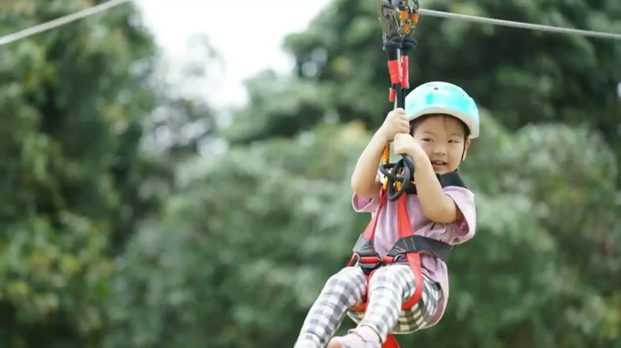 Tarzan Adventure Pattaya : Expérience de la tyrolienne
