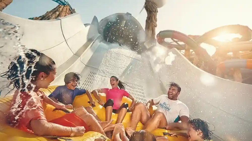 Yas Island Abu Dhabi: 1-Day 2 Parks Ticket