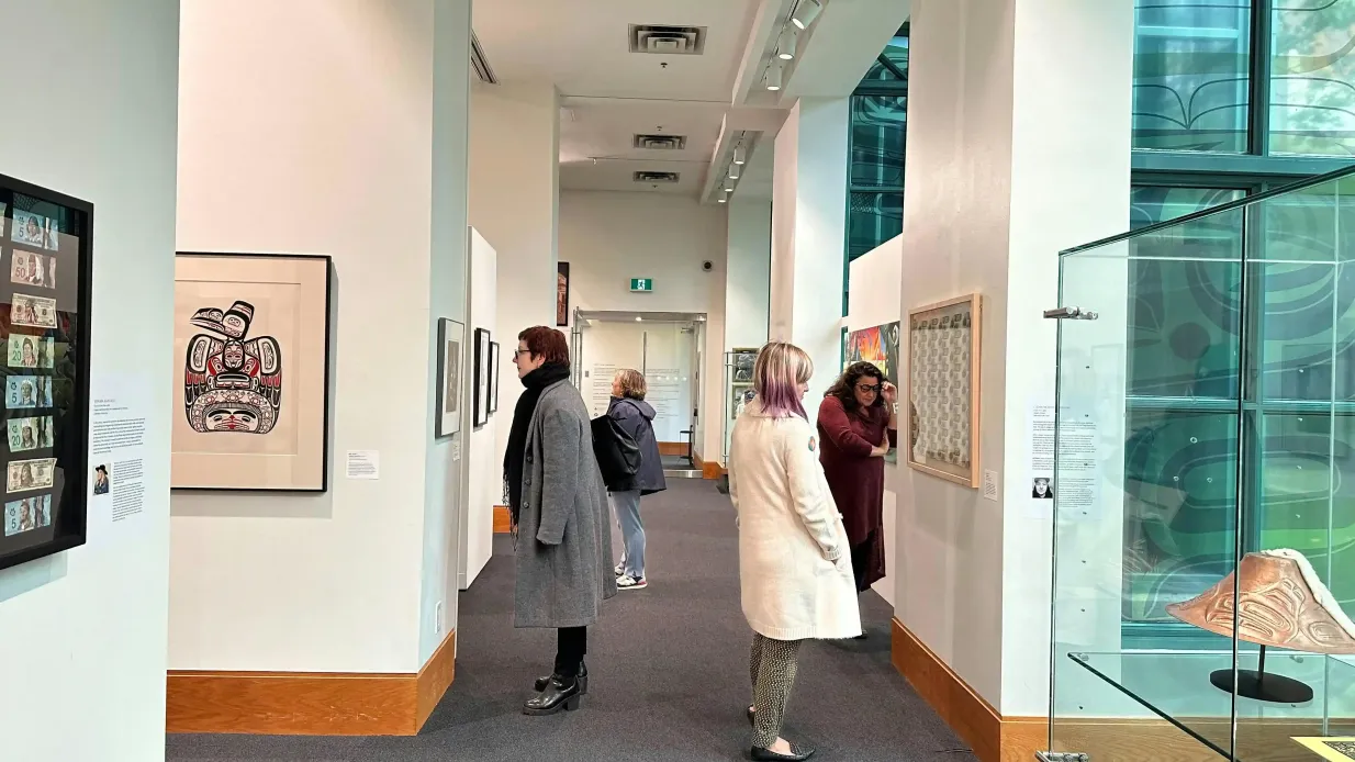 Galería Bill Reid de Arte de la Costa Noroeste: Entrada