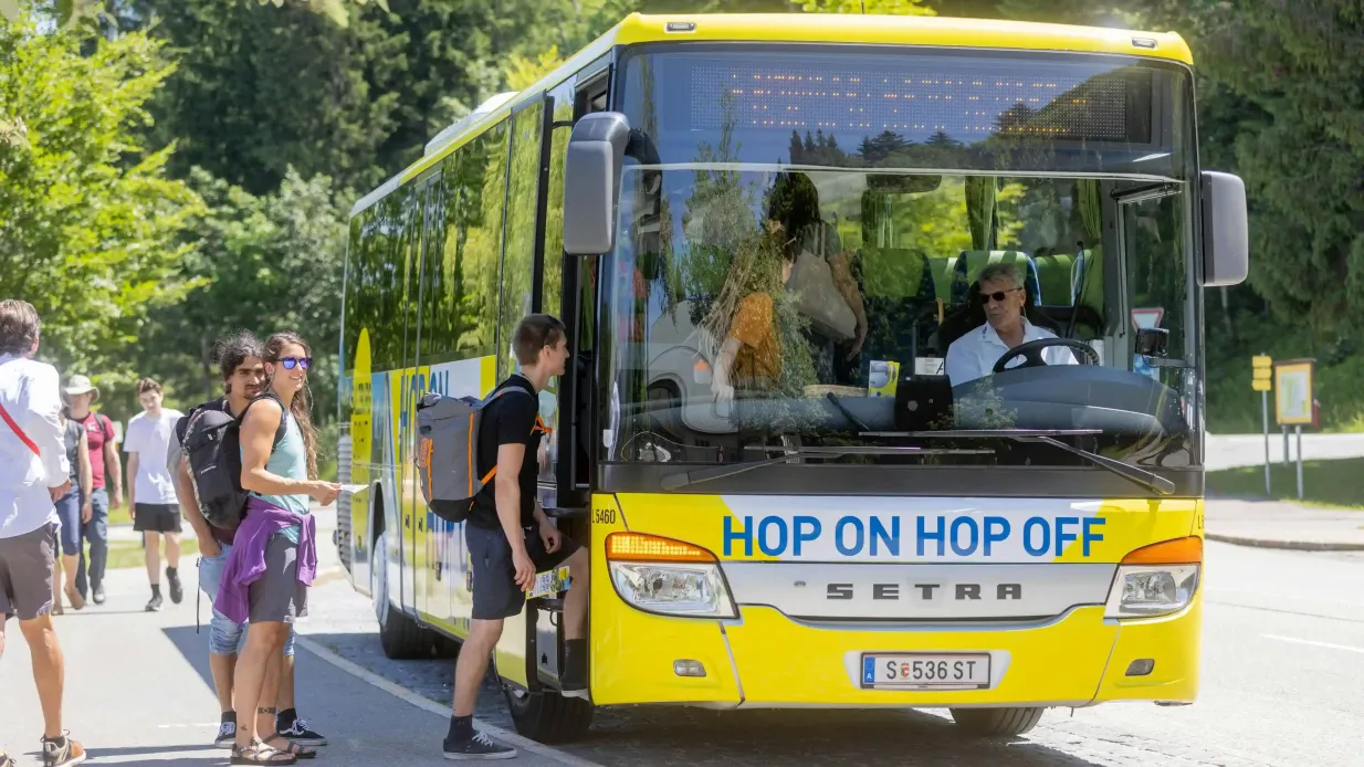 "Salzburg Sightseeing": 24-72-Stunden Hop-On Hop-Off Bus Tour