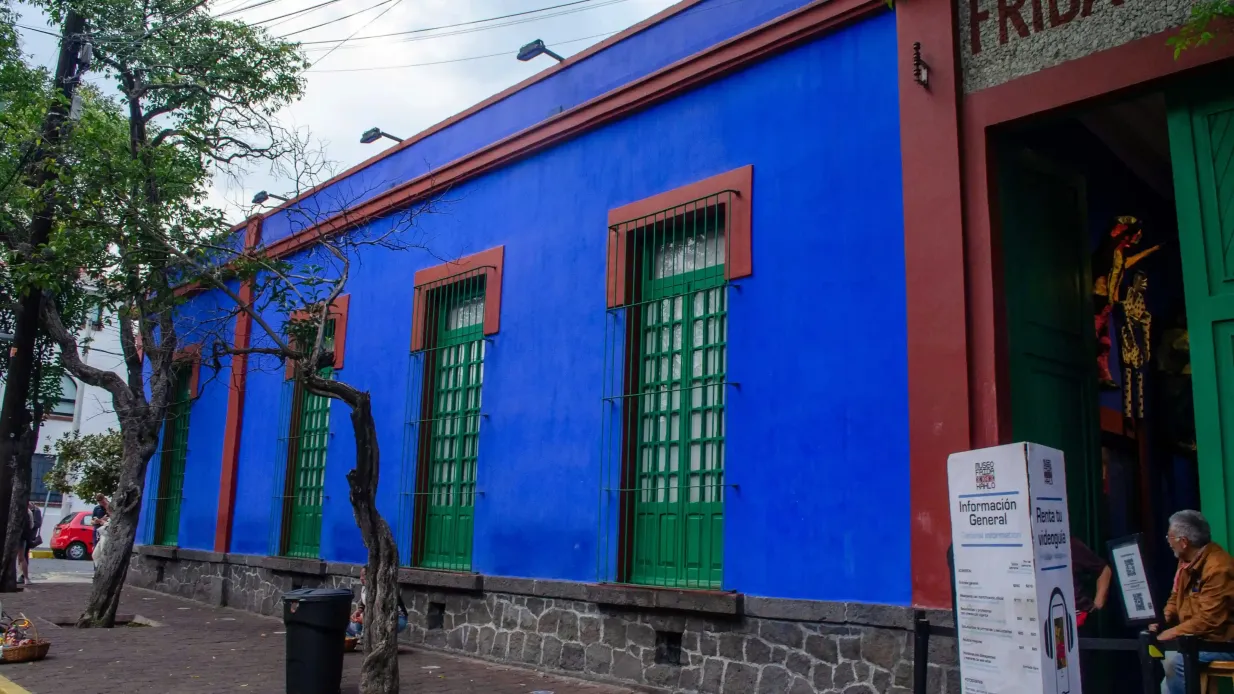 Museo Frida Kahlo & Leon Trotsky Museum: Entry Ticket + Guided Tour
