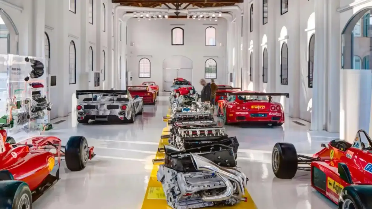 Lamborghini Museum & Enzo Ferrari Museum: Eintrittskarte Bereitgestellt von ARCADIA EMME VIAGGI SRL