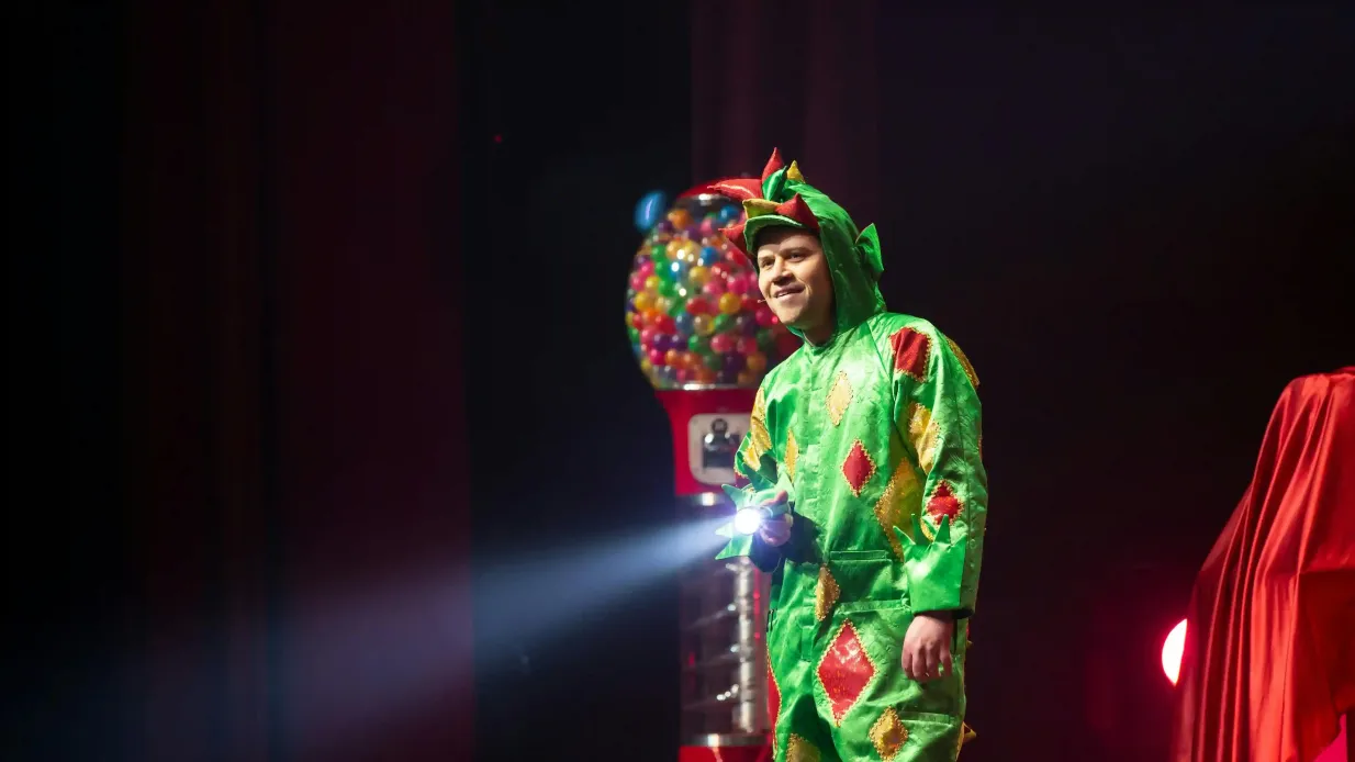 Flamingo Las Vegas: Piff the Magic Dragon Provided by Caesars Entertainment