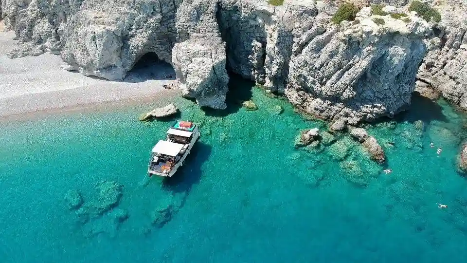 Faliraki: Crociera di 3 ore con bagno tutto incluso Fornito da Rhodes Sea Lines