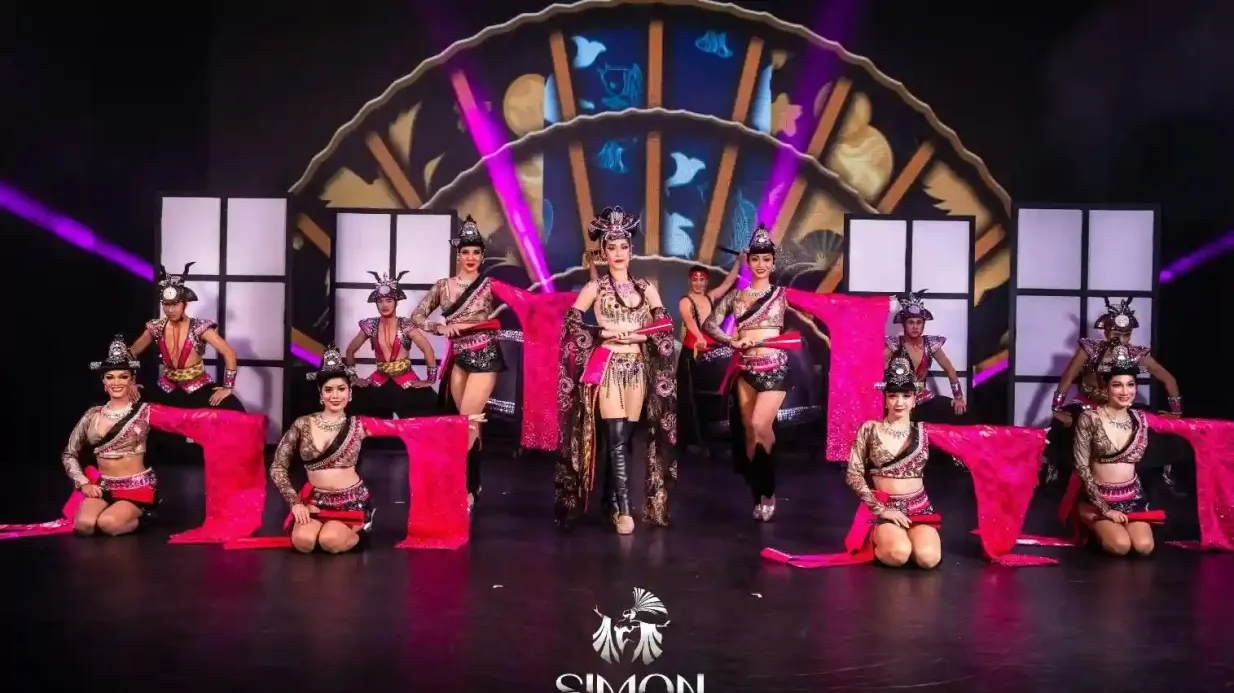 Phuket: Simon Kabarett Show Bereitgestellt von My Holiday Centre