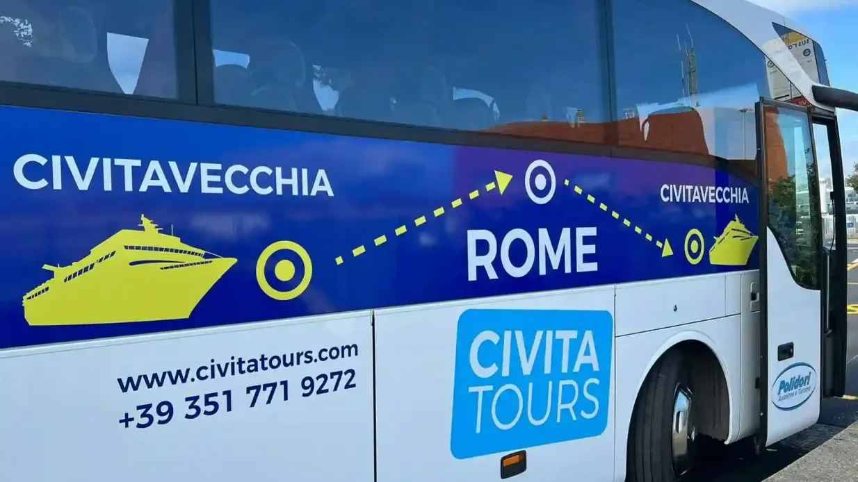 Puerto de Civitavecchia: Ida y vuelta en autobús a Roma Operado por CIVITATOURS SRL