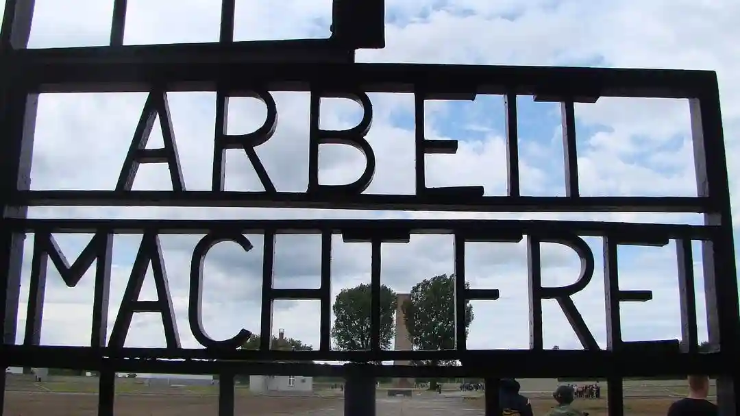 Sachsenhausen e Potsdam: visita guidata da Berlino Fornito da Buendía Tours Ibérica S.L