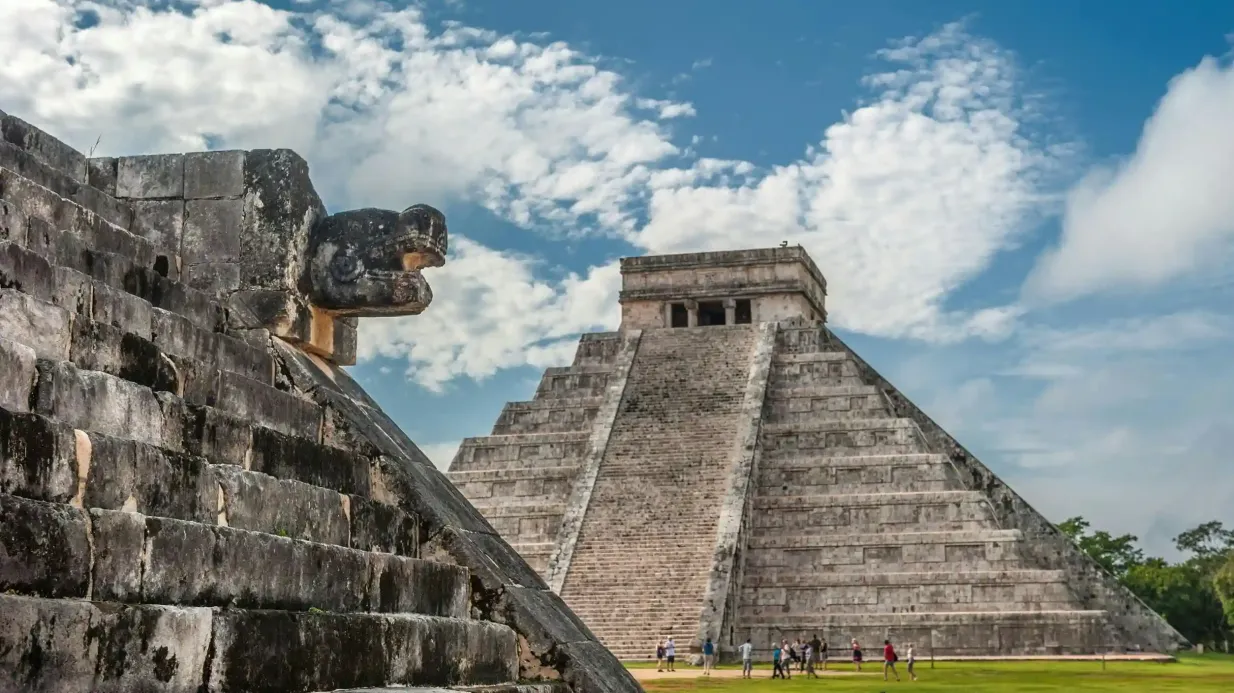 Chichen Itza, Cénote & Valladolid : Visite guidée, Entrée, Déjeuner + Transfert Fournie par OPERADORA AROZARENA