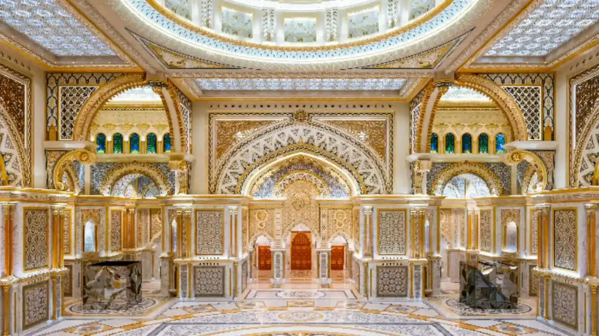 Abu Dhabi: City Tour privado + Grande Mesquita Sheikh Zayed + Palácio Qasr Al Watan