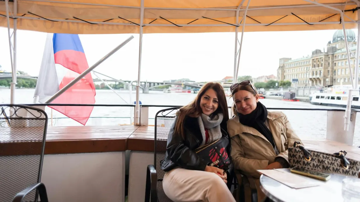 Prager Burg: Skip The Line Ticket + Führung + optionale Bootstour Bereitgestellt von Premiant City Tour s.r.o.
